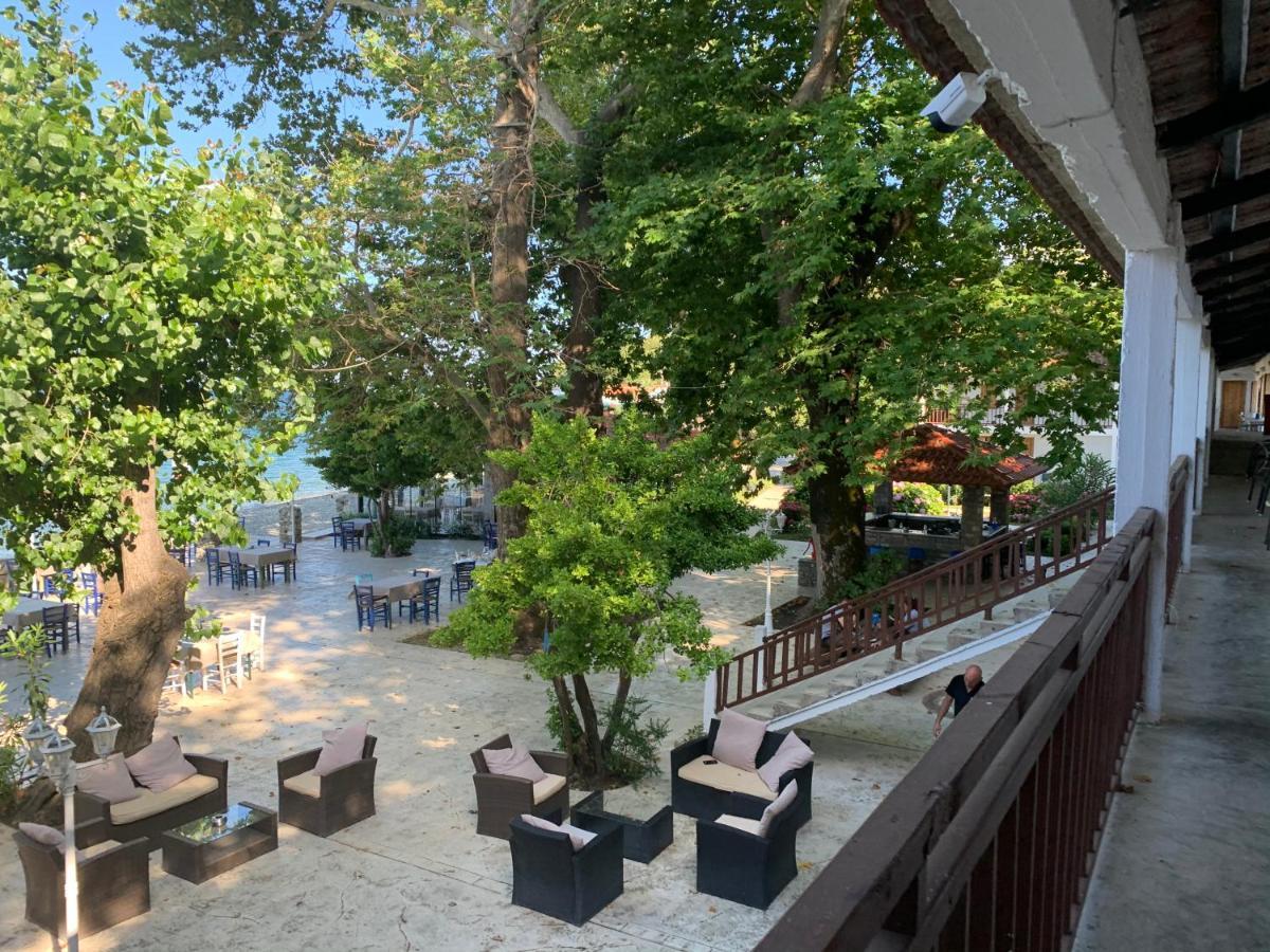 Hotel Aqua Rossa Kokkino Nero Luaran gambar