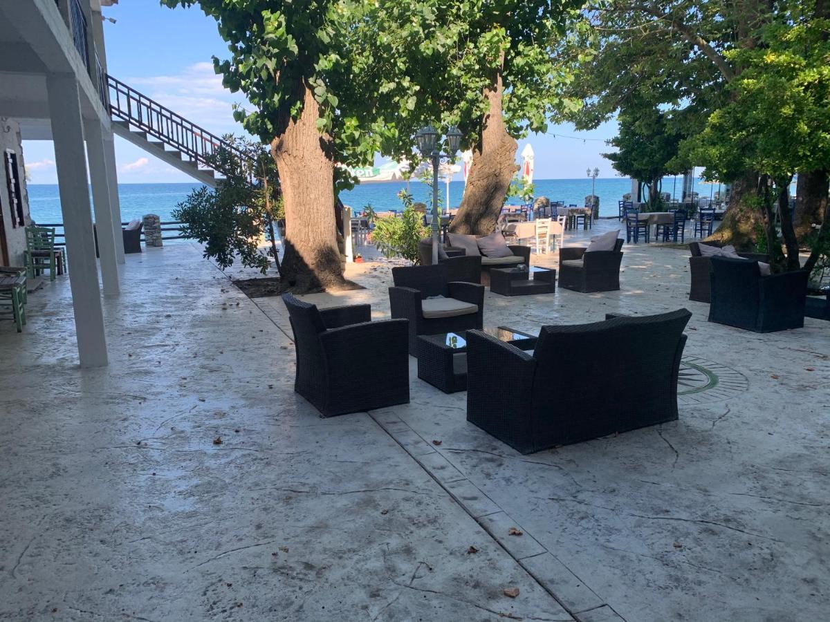Hotel Aqua Rossa Kokkino Nero Luaran gambar