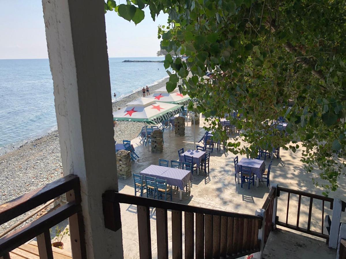 Hotel Aqua Rossa Kokkino Nero Luaran gambar