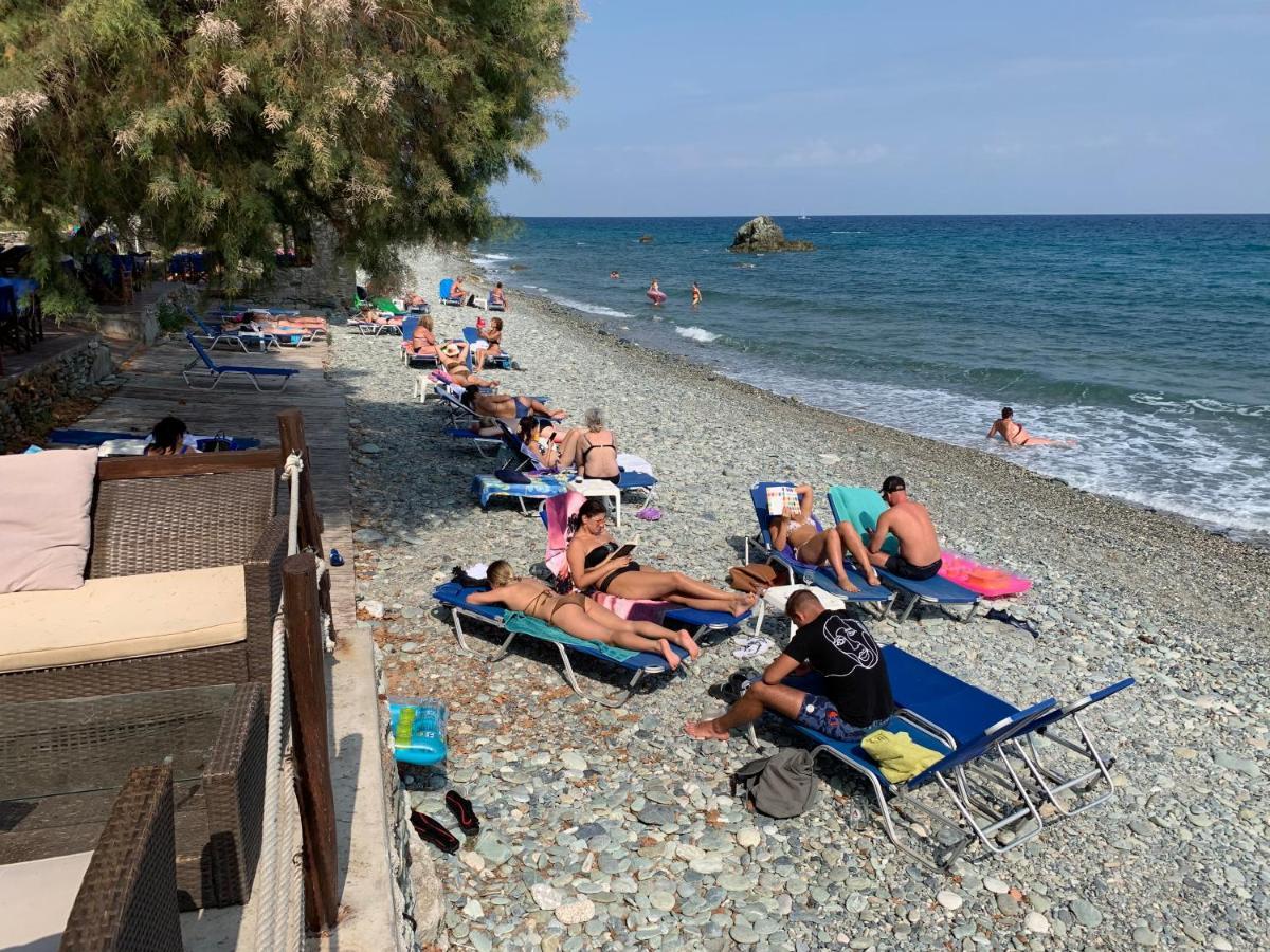 Hotel Aqua Rossa Kokkino Nero Luaran gambar
